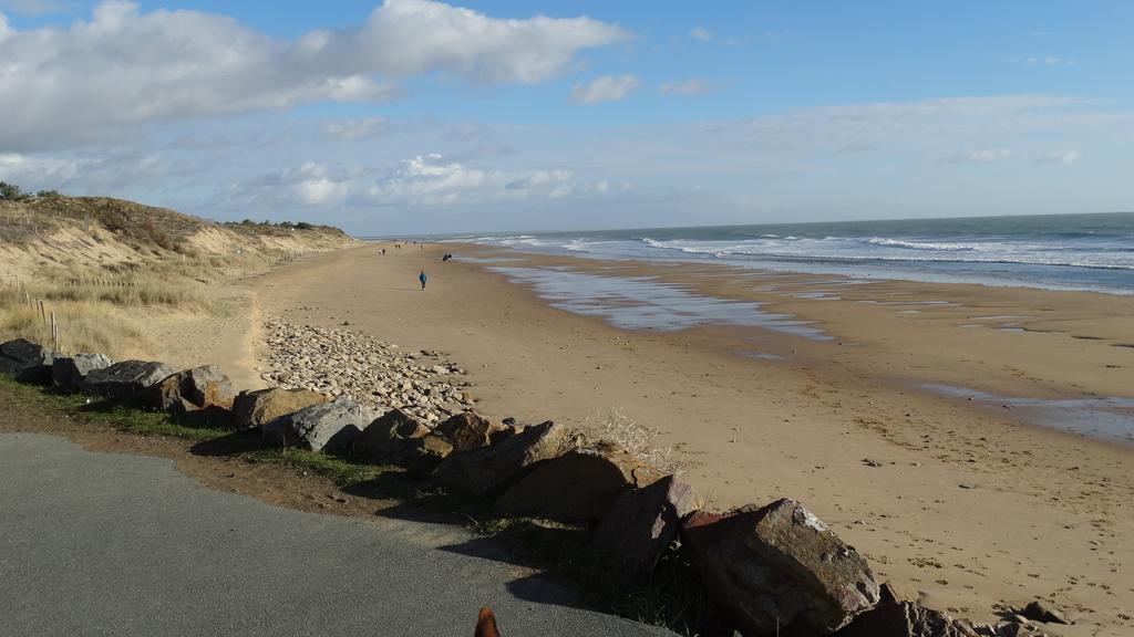 Au Petit Bonheur Ξενοδοχείο La Tranche-sur-Mer Εξωτερικό φωτογραφία